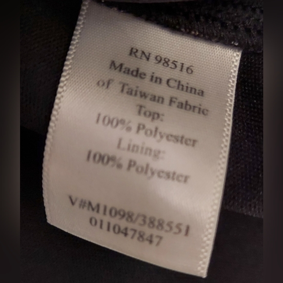 COLDWATER CREEK | Small Black/Cream/Gold Wrap-around Blouse. 3/4 Length Sleeve - Picture 7 of 8